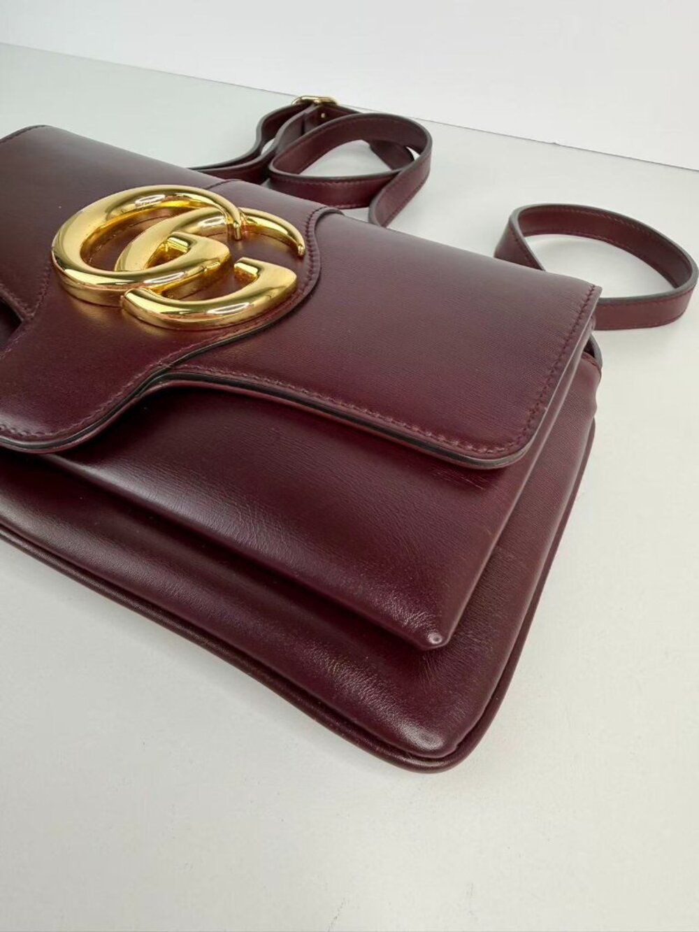 Gucci Arli Small Smooth Calfskin Leather Shoulder Crossbody Bag - Picture 6 of 11